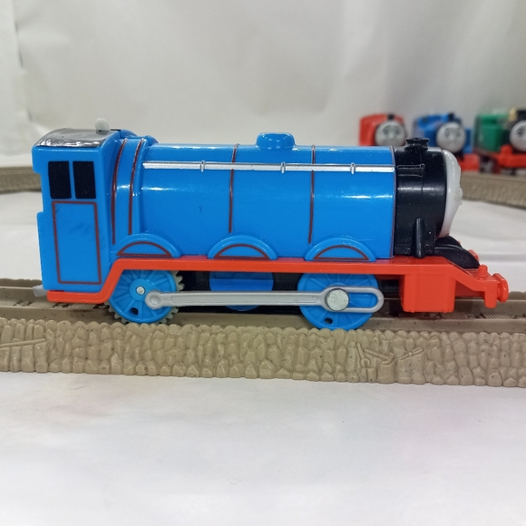 Gordon Motorized Train Thomas and Friends Trackmaster 2013 Gullane - Picture 7 of 7